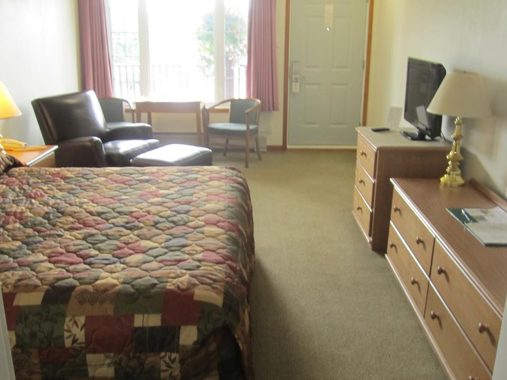 Bishops Country Inn Motel Jackman Camera foto